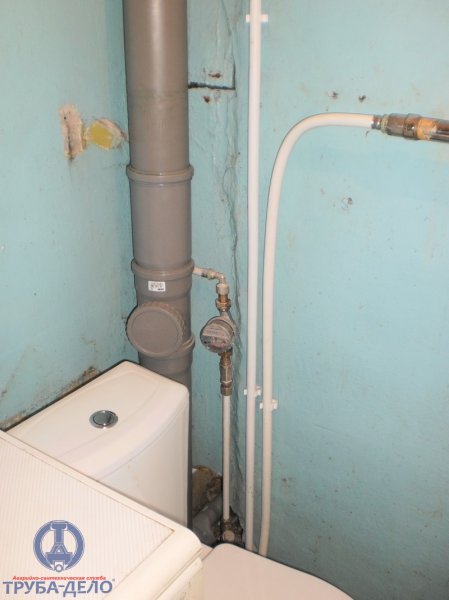 Монтаж системы водоснабжения и установка водосчетчиков. Аварийно-сантехническая служба «Труба-Дело» Монтаж системы водоснабжения и установка водосчетчиковКомплексная замена сантехники. Частный дом. Аварийно-сантехническая служба «Труба-Дело»