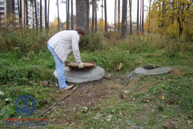 Демонстрируем заказчику выполненные работы. Аварийно-сантехническая служба «Труба-Дело» Демонстрируем заказчику выполненные работыВосстановление колодцев, Магазин «Монетка» г. Асбест. . Аварийно-сантехническая служба «Труба-Дело»